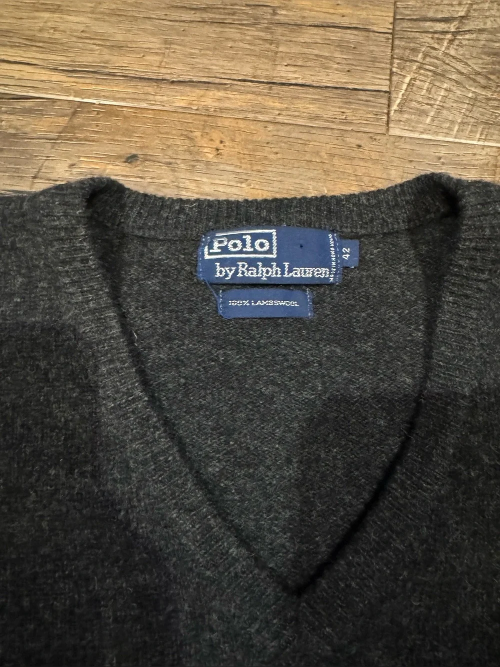 Polo Ralph Lauren 100% Lambswool Grey V Neck Sweater Sz 42 (M/L) EUC